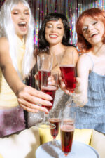 Šampānieša glāzes.8gb. - Image 2